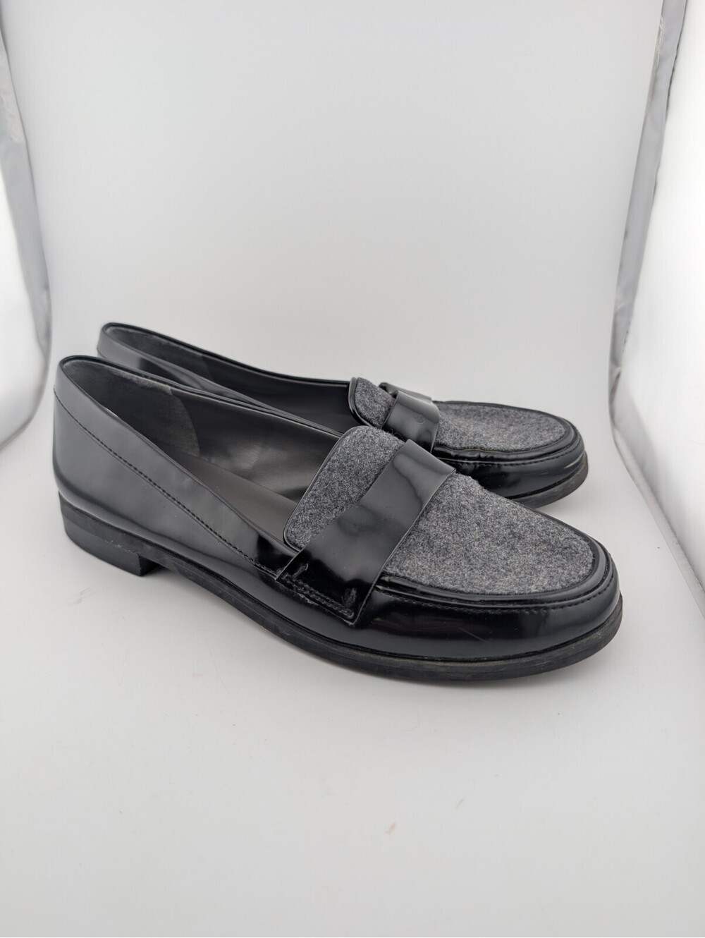 Franco Sarto Size 8.5 Women's Loafers Gray Black Faux Wool And Patent Leather